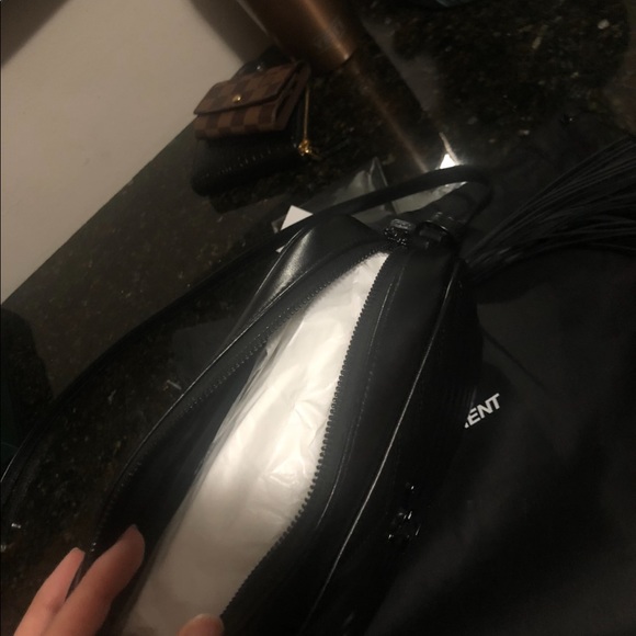 ‼️SOLD‼️ Authentic YSL Camera Bag - Picture 4 of 8